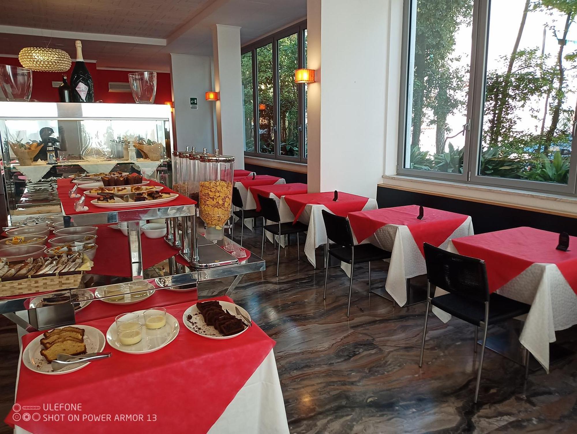 Hotel Firenze Bibione Kültér fotó