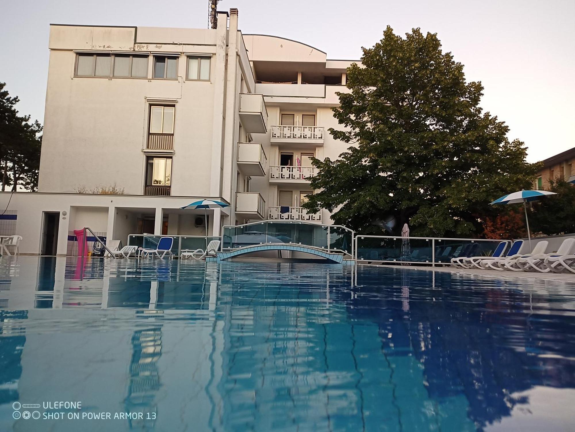 Hotel Firenze Bibione Kültér fotó