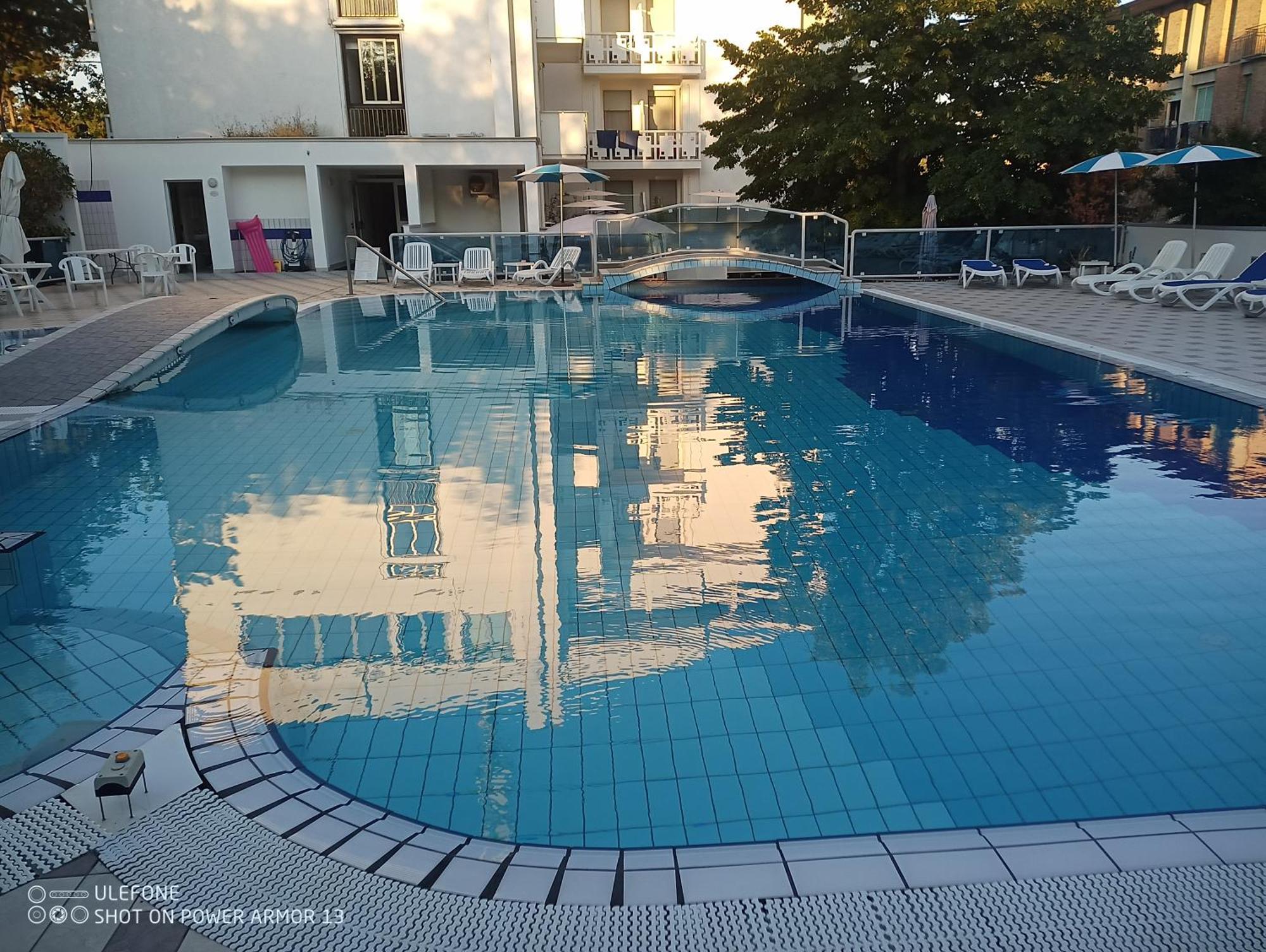 Hotel Firenze Bibione Kültér fotó