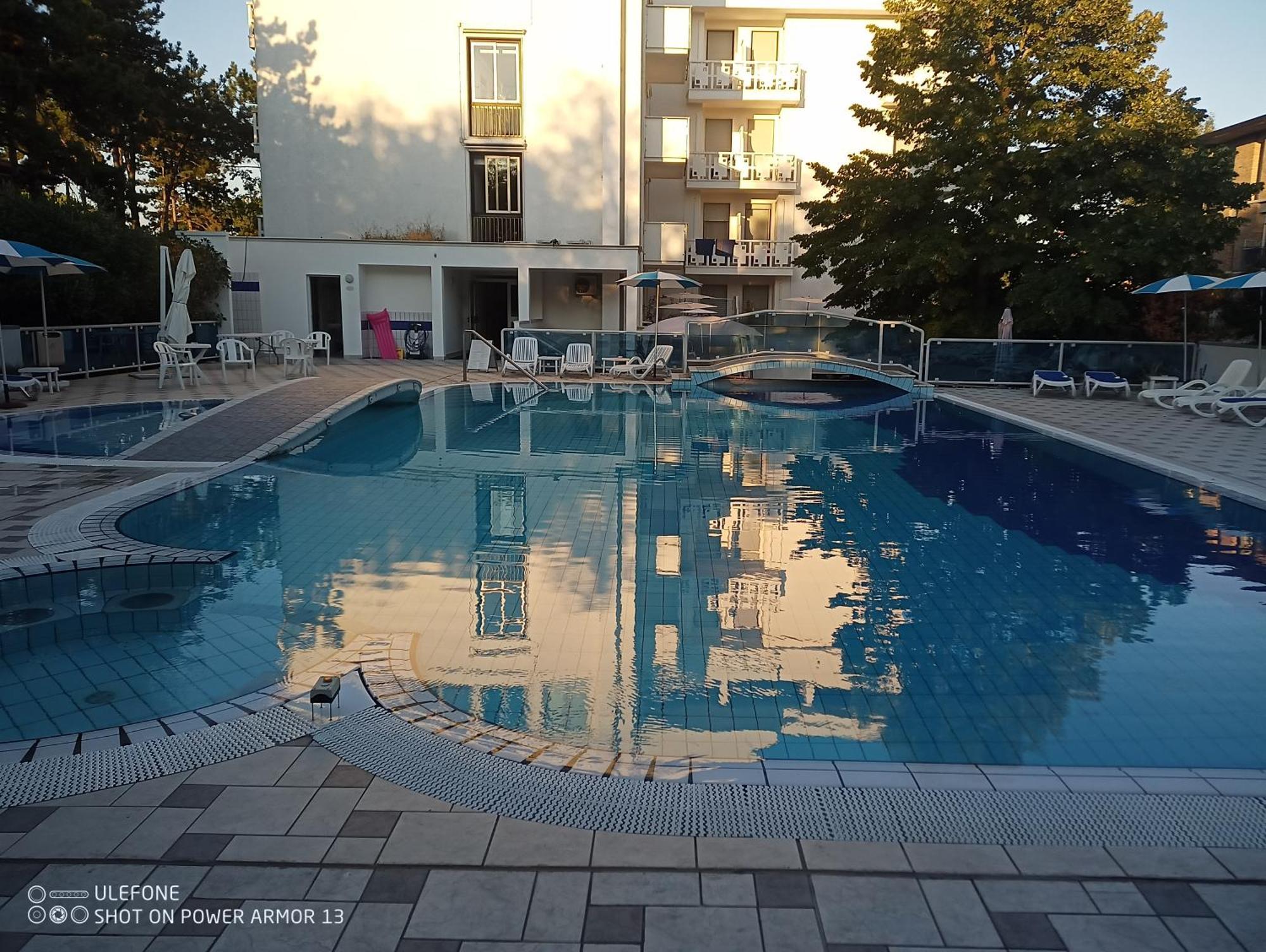 Hotel Firenze Bibione Kültér fotó