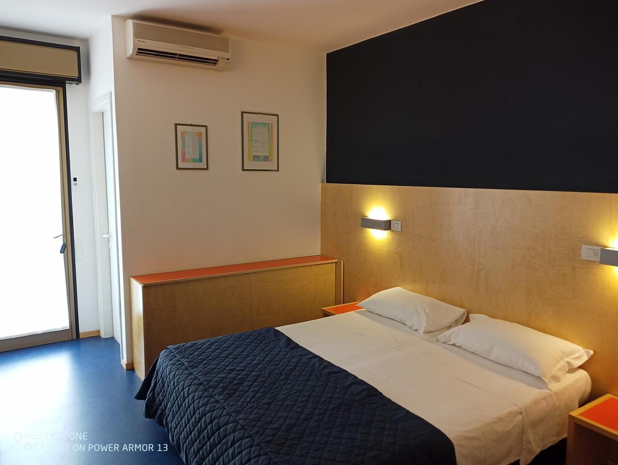 Hotel Firenze Bibione Kültér fotó