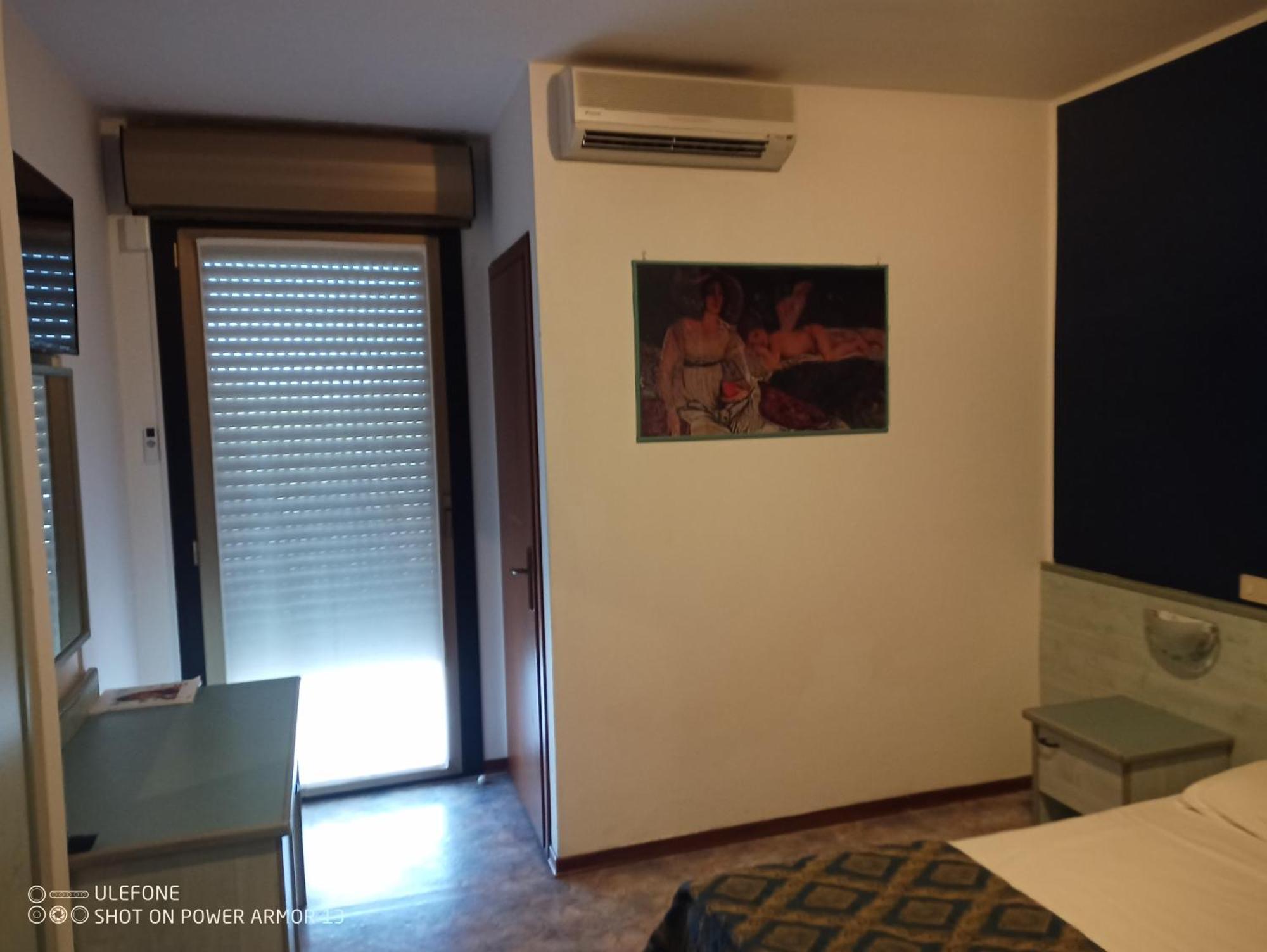 Hotel Firenze Bibione Kültér fotó