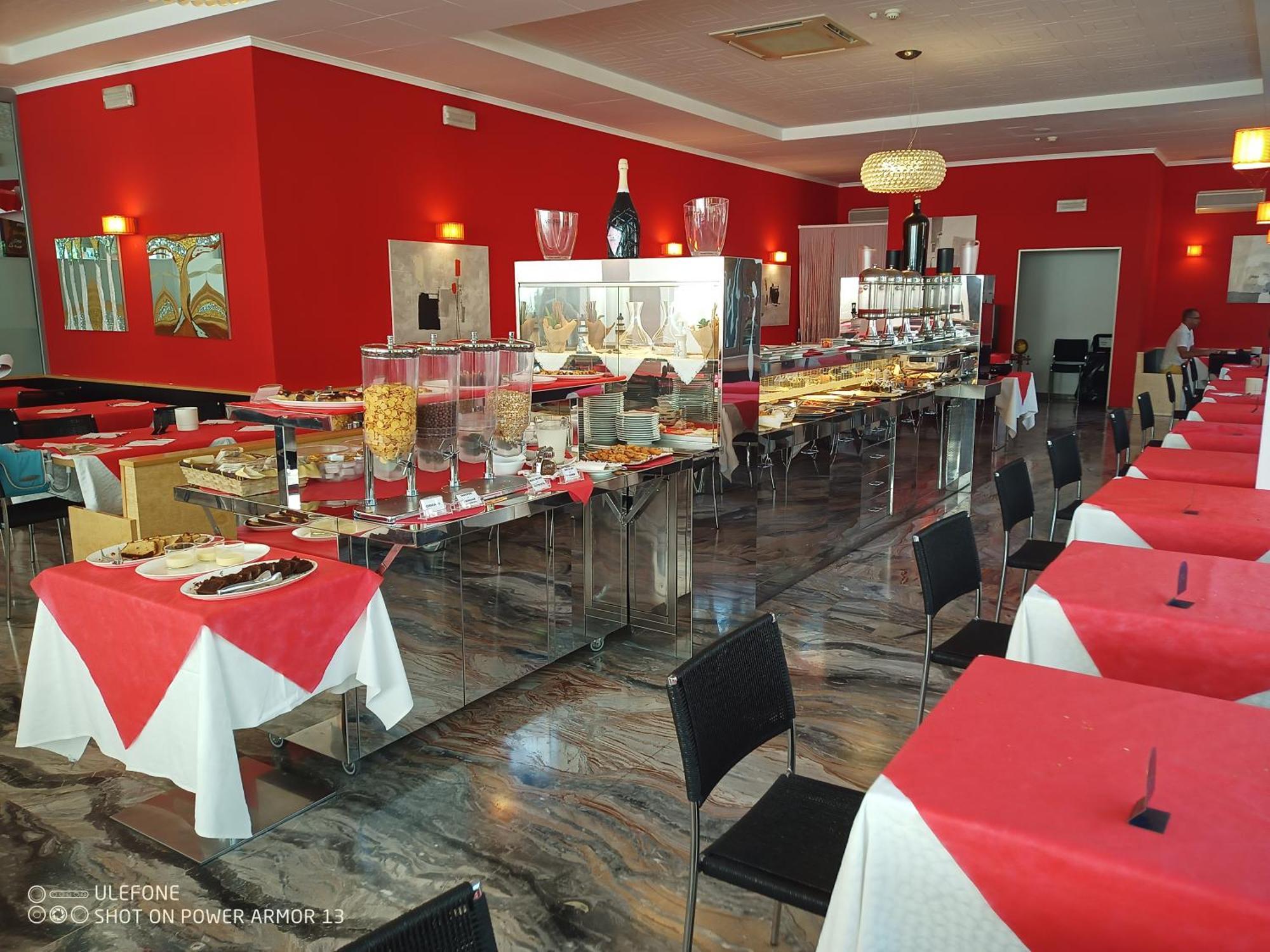 Hotel Firenze Bibione Kültér fotó